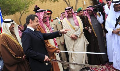 Le roi d’Arabie Saoudite et Sarkozy évoquent l’Algérie dans une rencontre secrète à Tanger